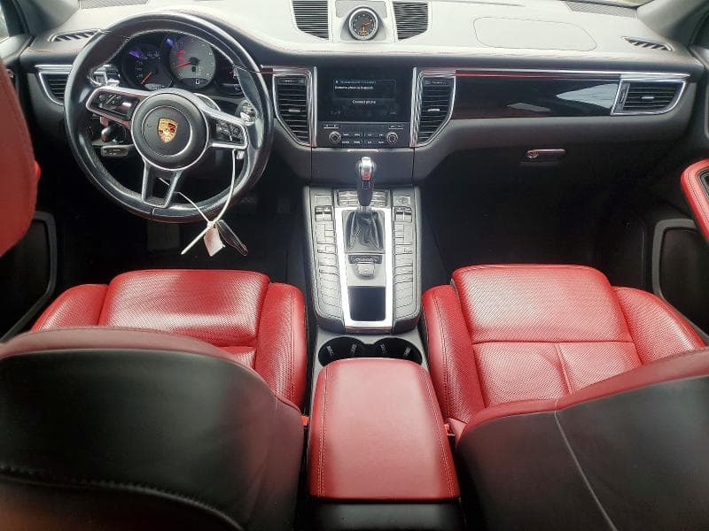 2017 PORSCHE MACAN S 8