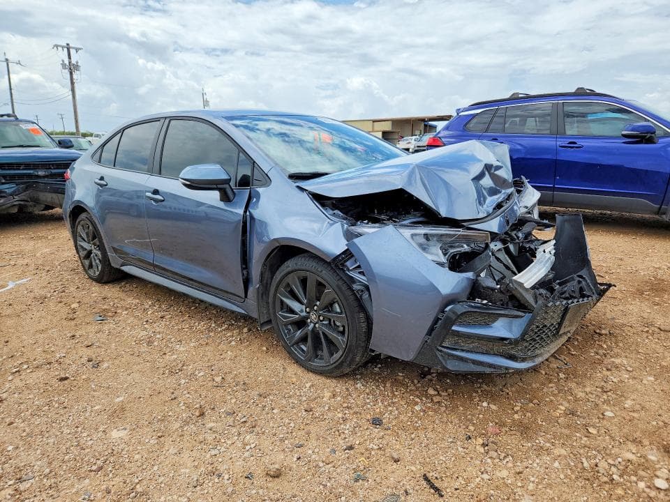 2025 TOYOTA COROLLA SE 4