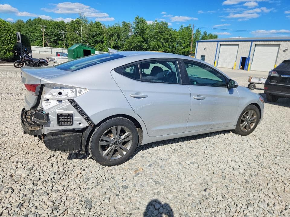 2018 HYUNDAI ELANTRA SEL 3