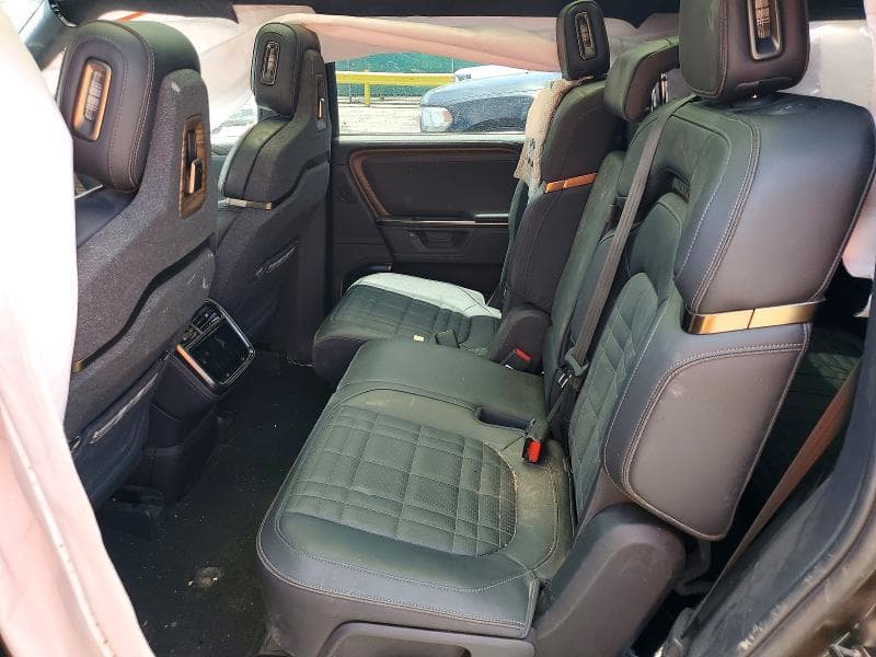 2026 RIVIAN R1S PREMIUM 11