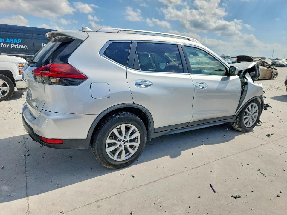 2020 NISSAN ROGUE SV 3