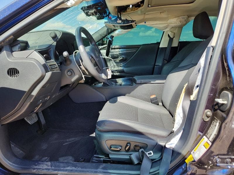 2025 LEXUS ES 300H BASE 7