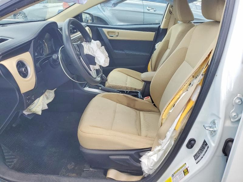 2017 TOYOTA COROLLA LE 7
