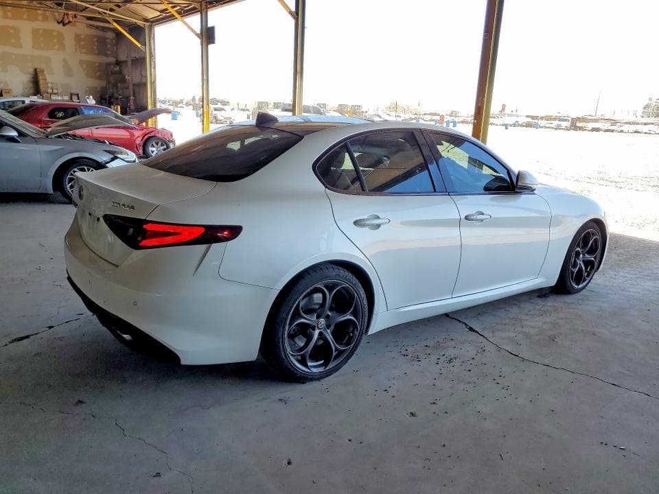 2017 ALFA ROMEO GIULIA TI 3
