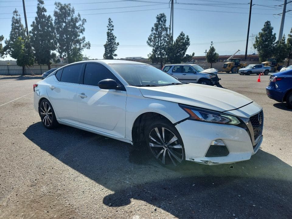 2020 NISSAN ALTIMA SR 4