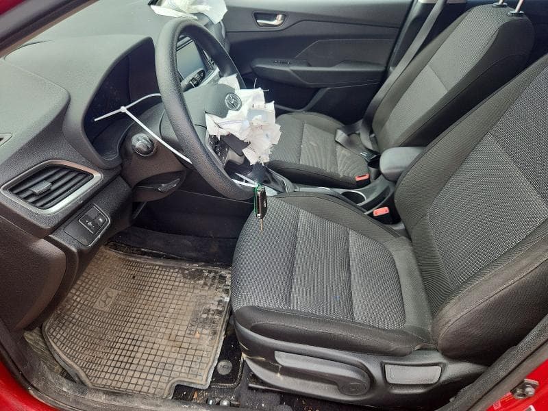 2019 HYUNDAI ACCENT SE 7