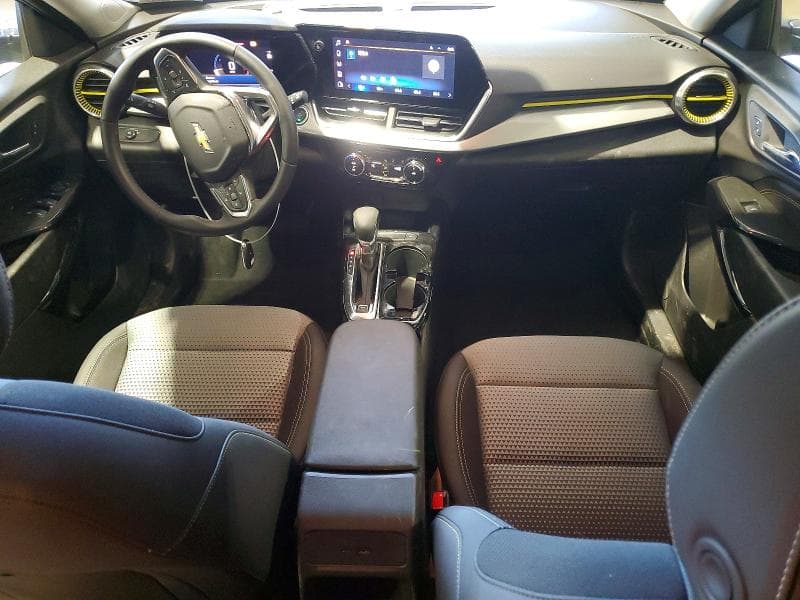 2025 CHEVROLET TRAX 1LT 8