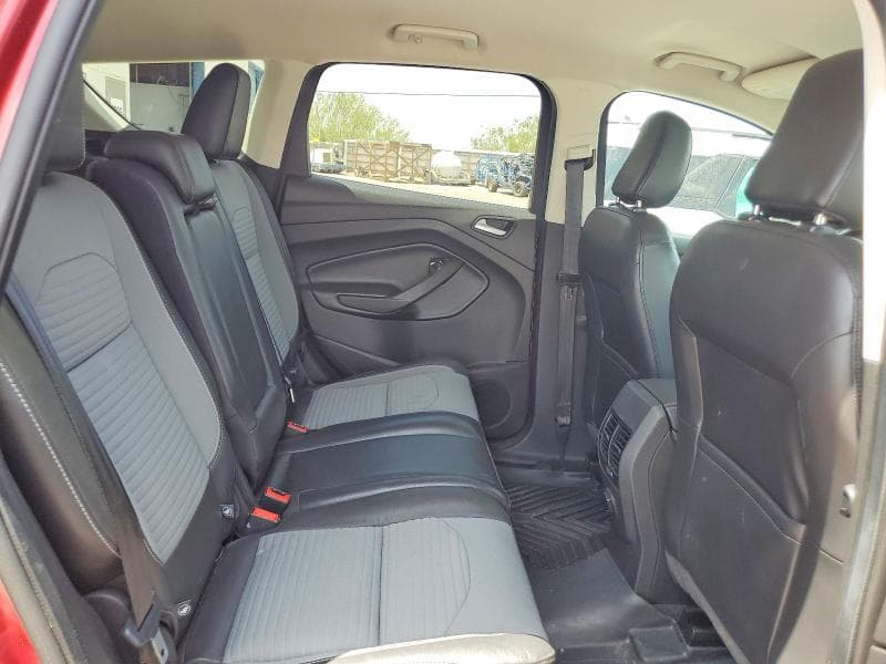 2019 FORD ESCAPE SE 11
