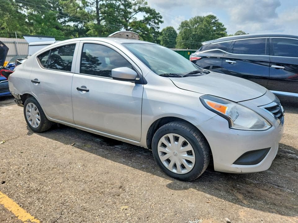 2018 NISSAN VERSA S PLUS 4