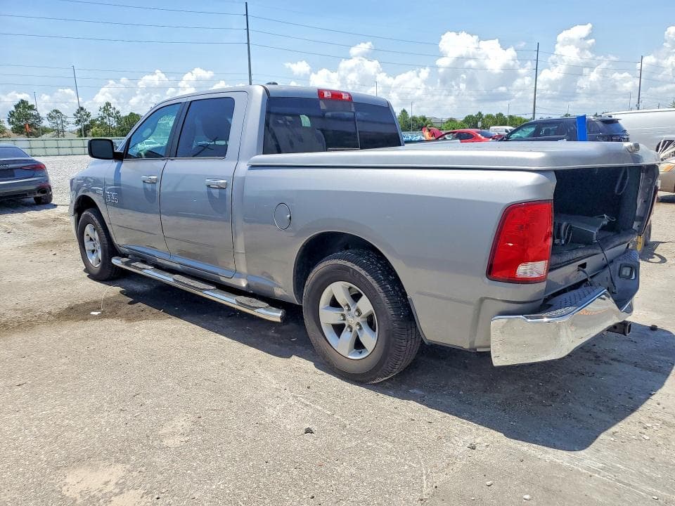 2019 RAM 1500 CLASSIC SLT 2