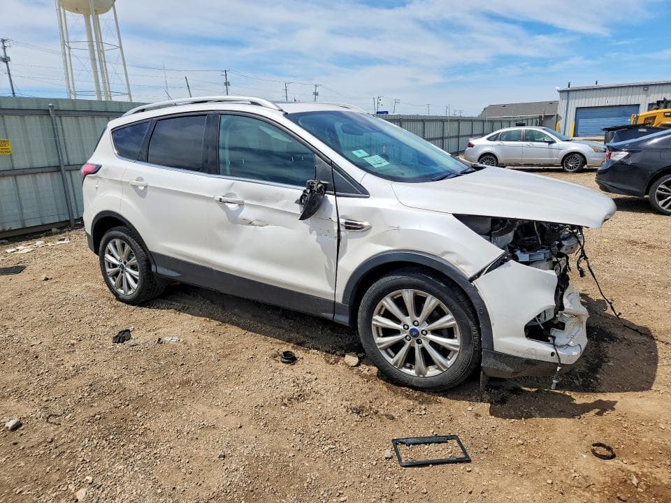 2017 FORD ESCAPE TITANIUM 4