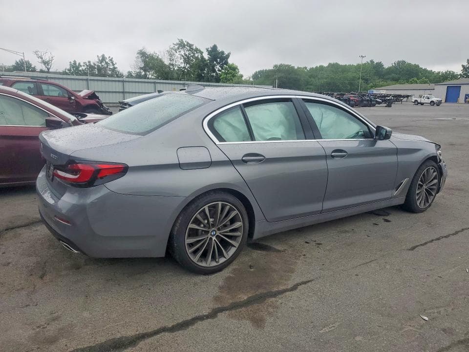 2023 BMW 530 XI 3