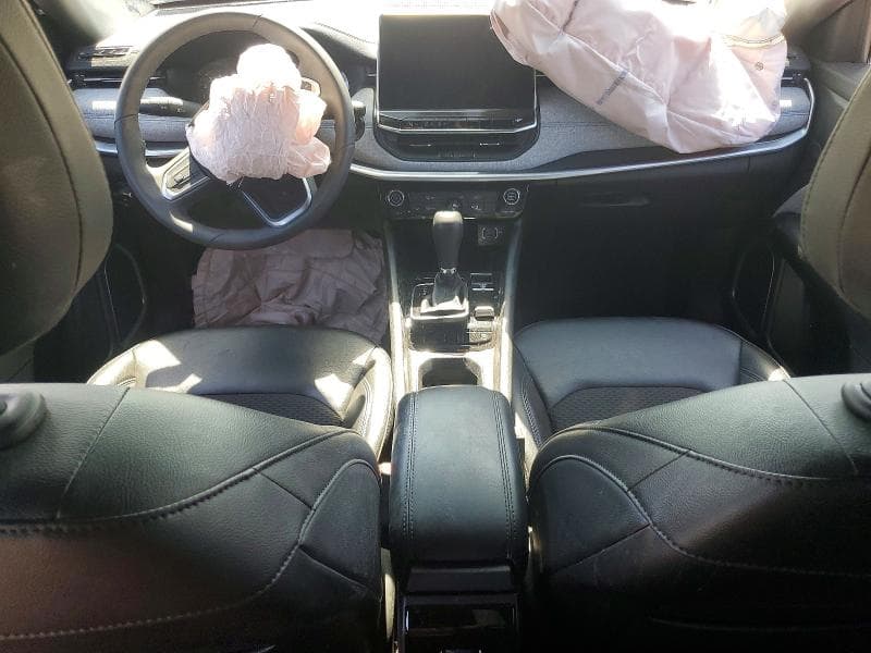 2023 JEEP COMPASS LATITUDE 8