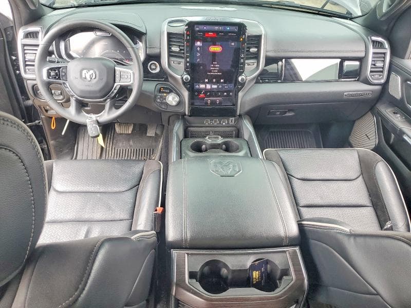 2025 RAM 1500 LARAMIE 8