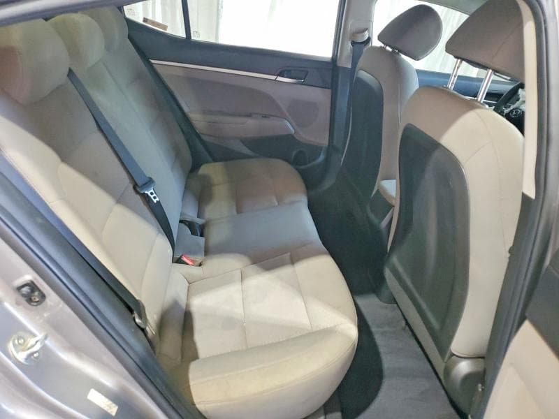 2020 HYUNDAI ELANTRA SE 10