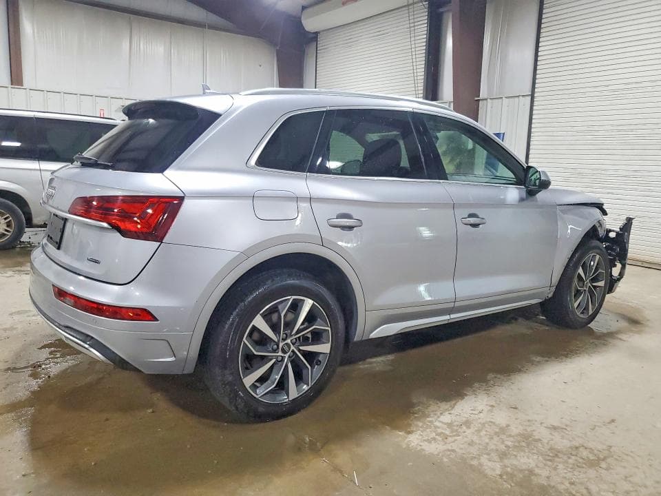 2021 AUDI Q5 PREMIUM 3