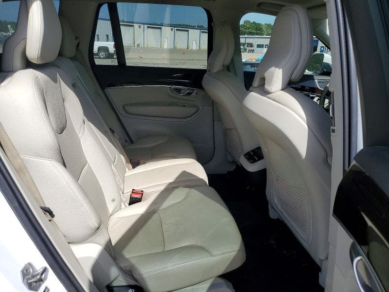 2019 VOLVO XC90 T5 MOMENTUM 11
