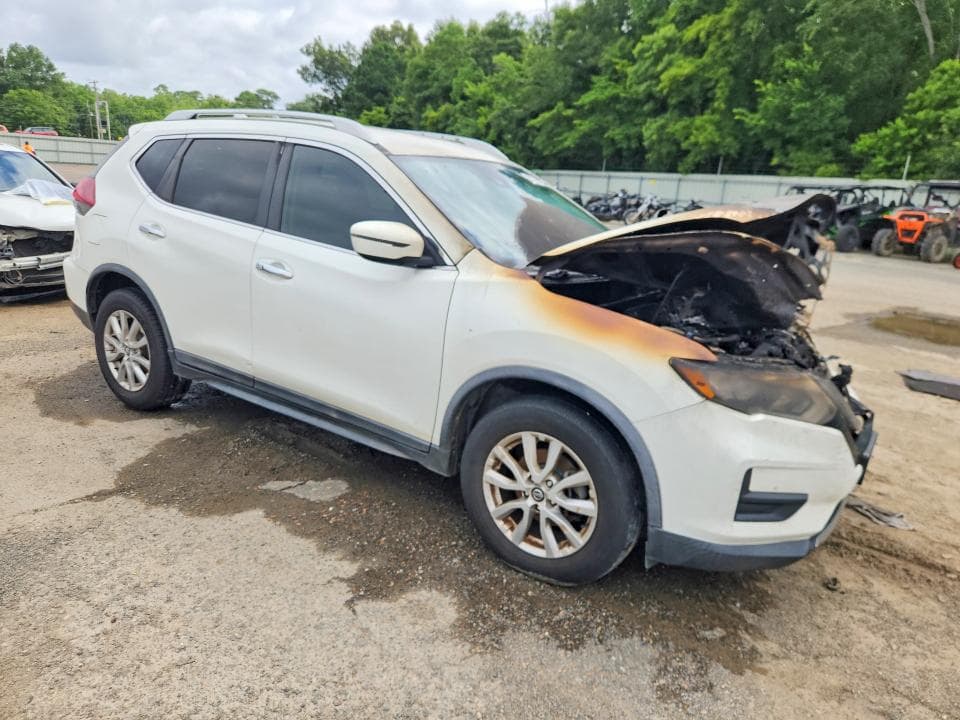 2020 NISSAN ROGUE SV 4