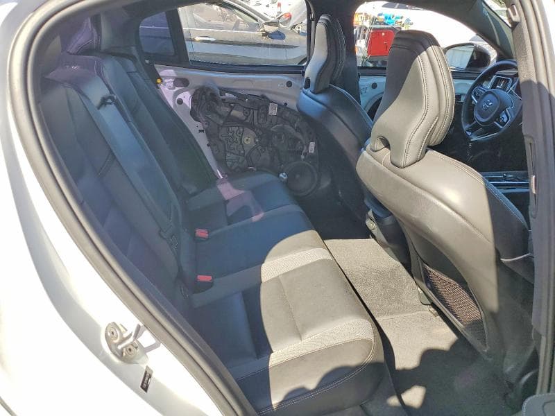 2024 VOLVO S60 PLUS 10