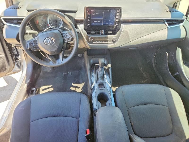 2020 TOYOTA COROLLA LE 8