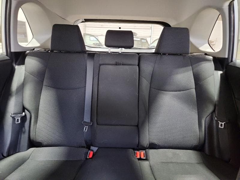 2019 TOYOTA RAV4 LE 10