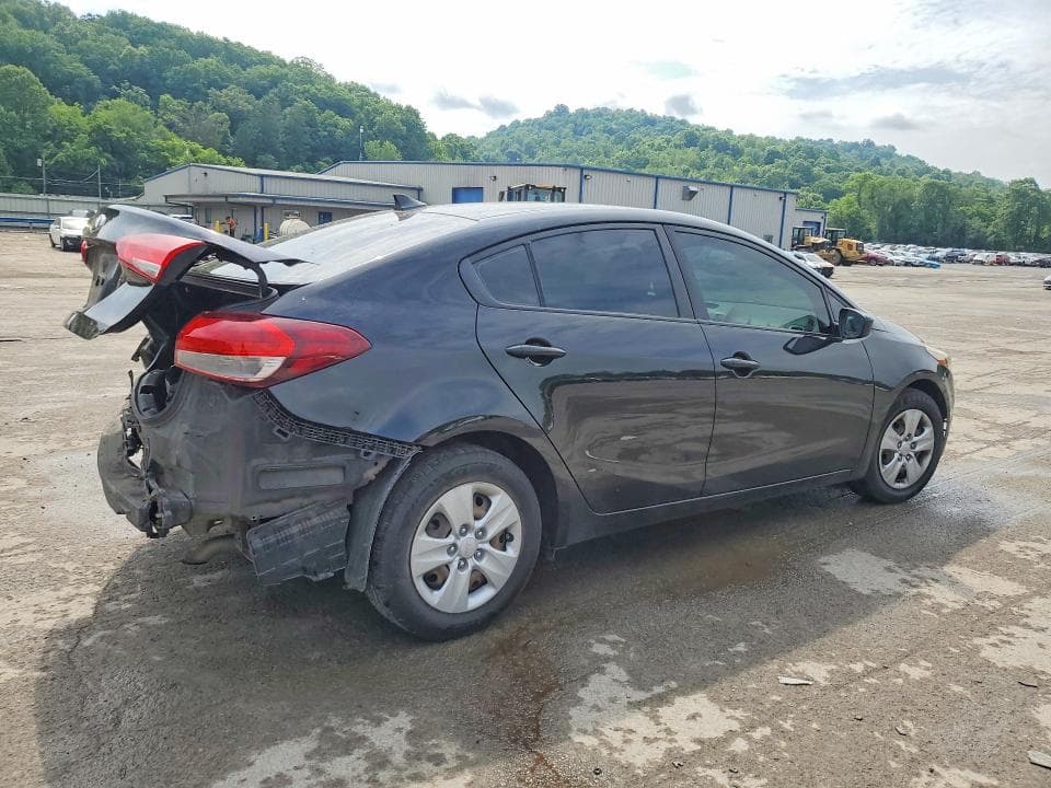 2017 KIA FORTE LX 3