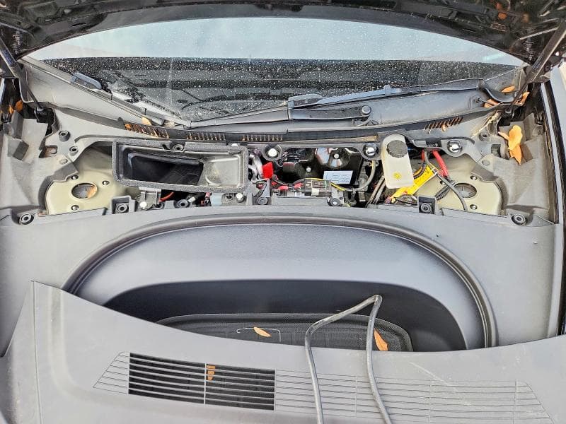 2025 TESLA MODEL 3 11