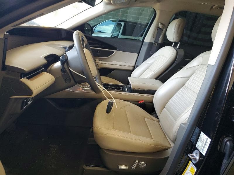 2025 LINCOLN NAUTILUS RESERVE 7