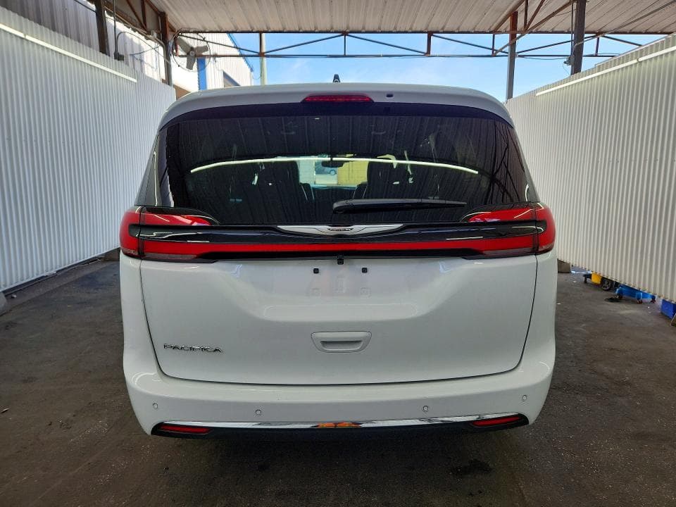 2026 CHRYSLER PACIFICA SELECT 6