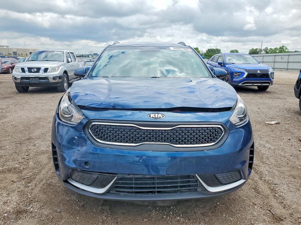 2017 KIA NIRO LX 5