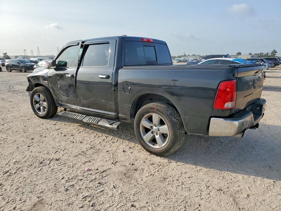 2018 RAM 1500 SLT 2