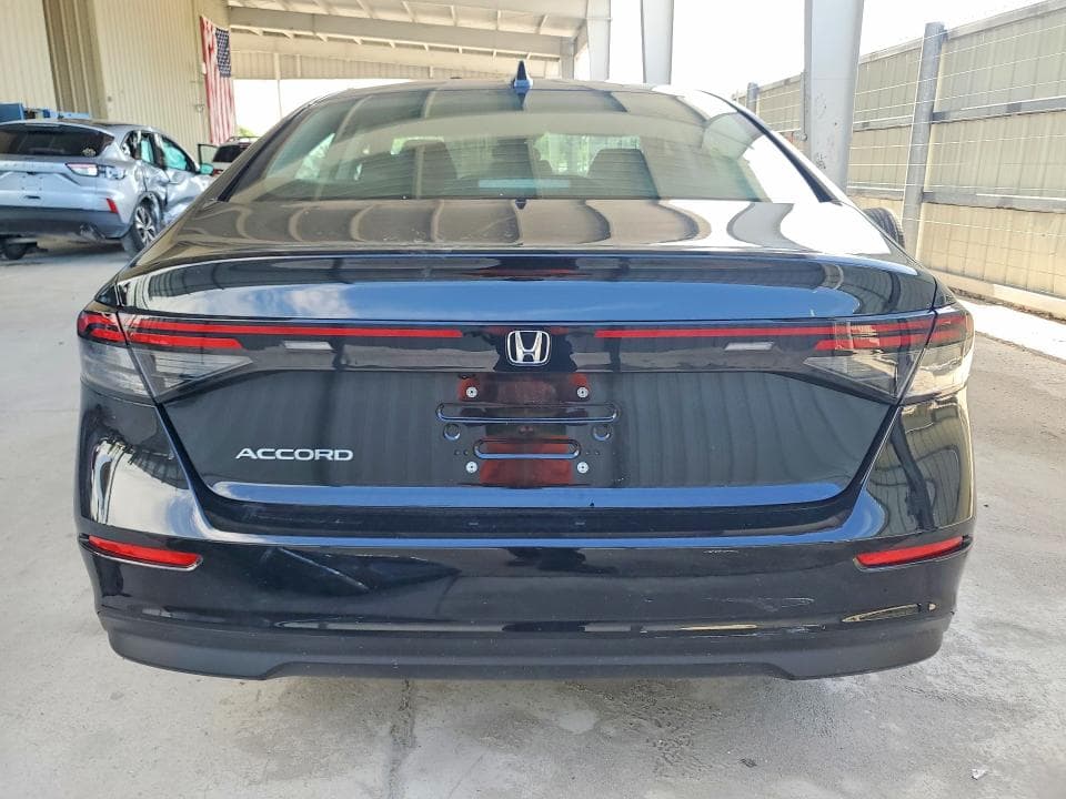 2025 HONDA ACCORD LX 6