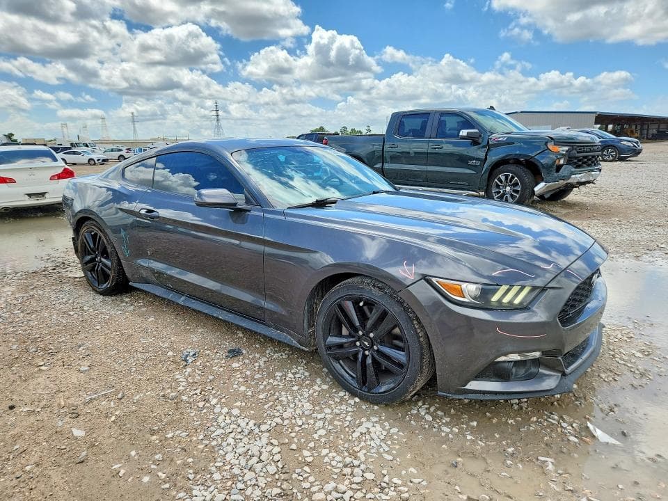 2017 FORD MUSTANG 4