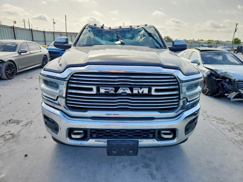 2019 RAM 2500 LARAMIE 5