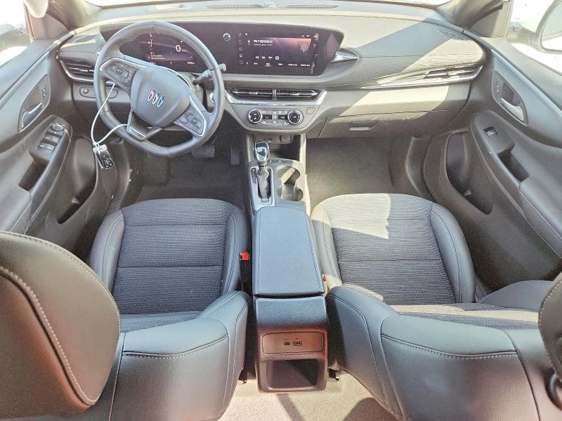 2025 BUICK ENVISTA PREFERRED 8