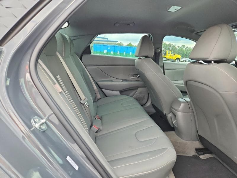 2024 HYUNDAI ELANTRA SEL 10