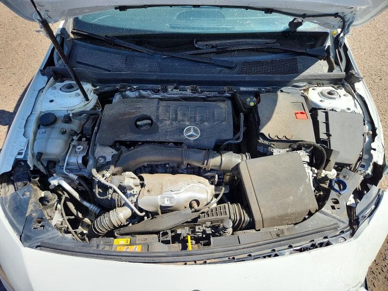 2019 MERCEDES-BENZ A 220 11