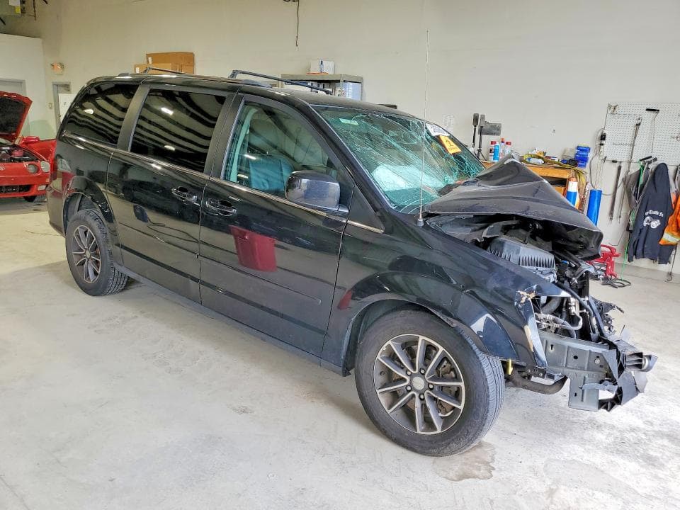 2017 DODGE GRAND CARAVAN SXT 4