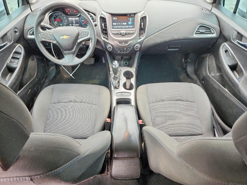 2017 CHEVROLET CRUZE LT 8