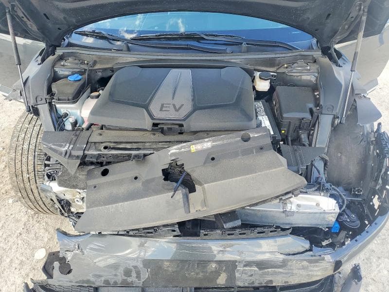 2024 KIA EV6 LIGHT 11