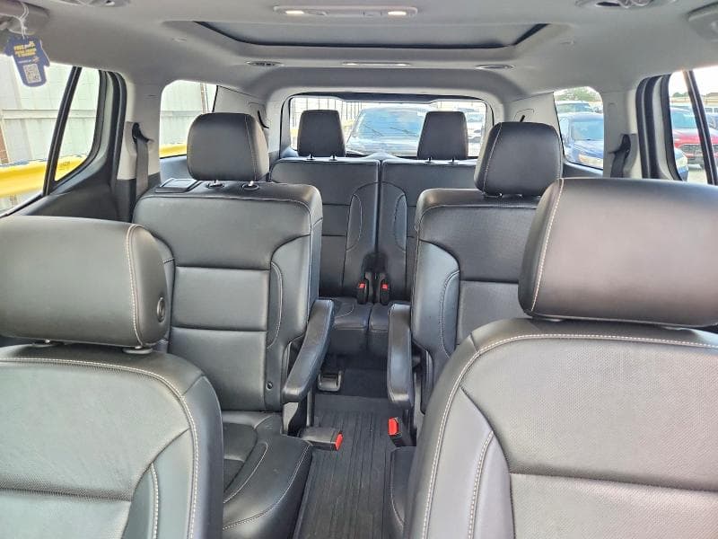 2023 GMC ACADIA SLT 10