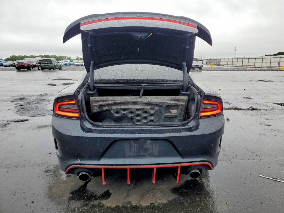 2018 DODGE CHARGER R 6