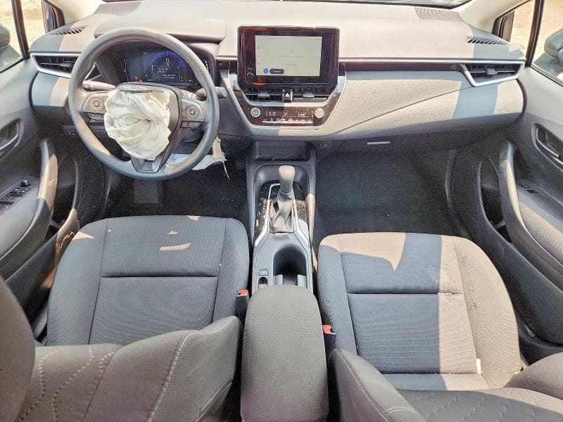 2026 TOYOTA COROLLA LE 8