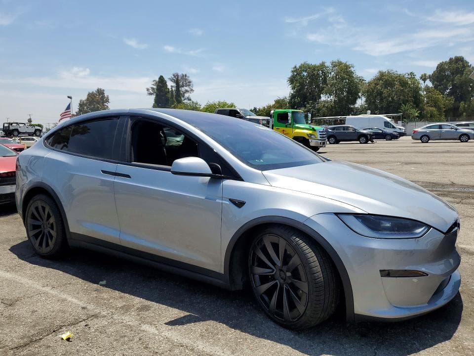 2024 TESLA MODEL X 4