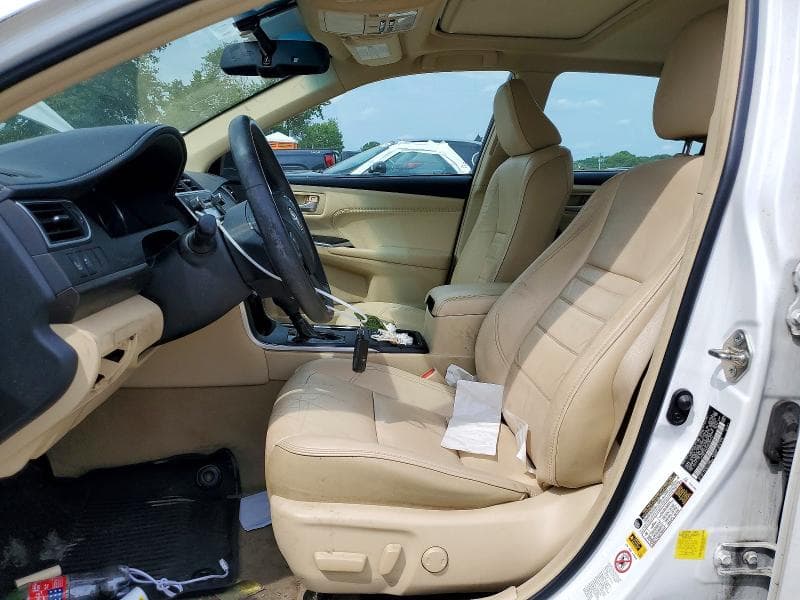 2017 TOYOTA CAMRY XLE 7
