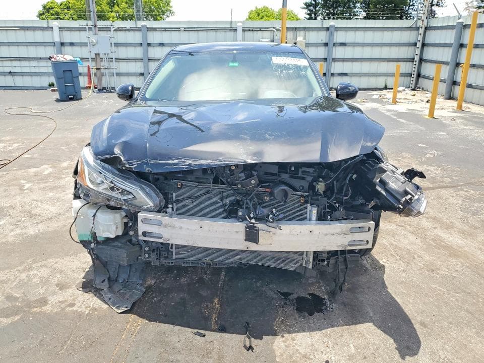 2019 NISSAN ALTIMA 5