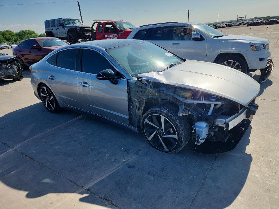 2021 HYUNDAI SONATA 4