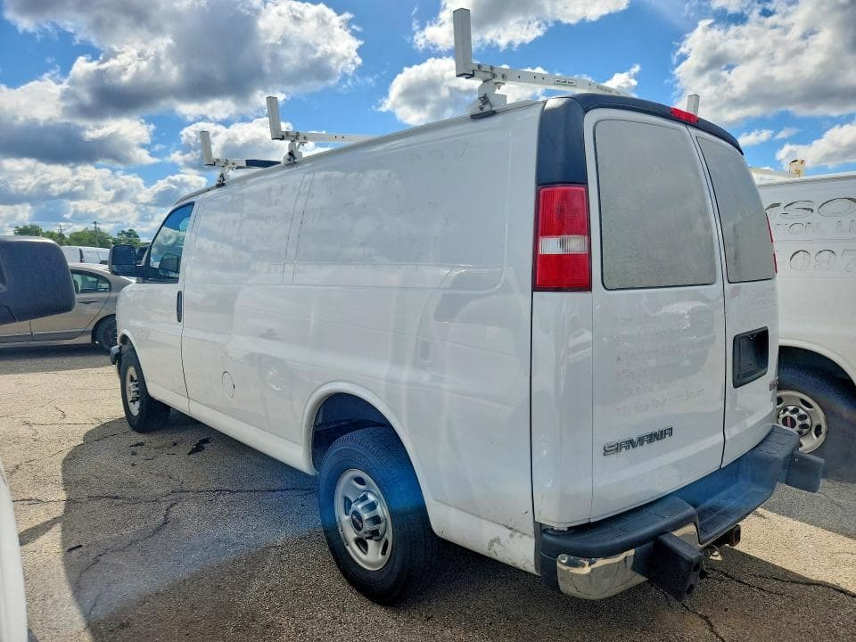 2017 GMC SAVANA G2500 2