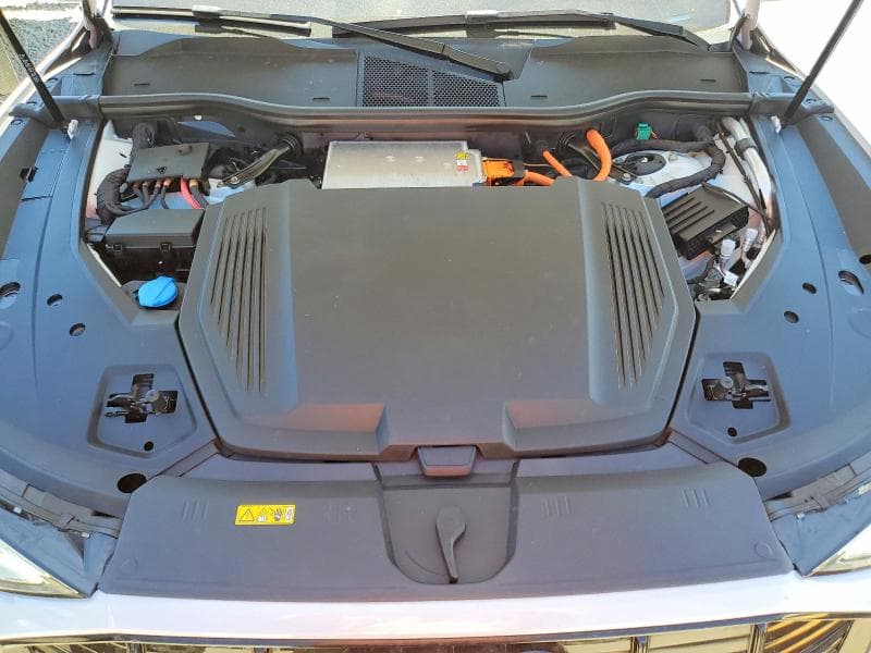 2021 AUDI E-TRON PREMIUM 12