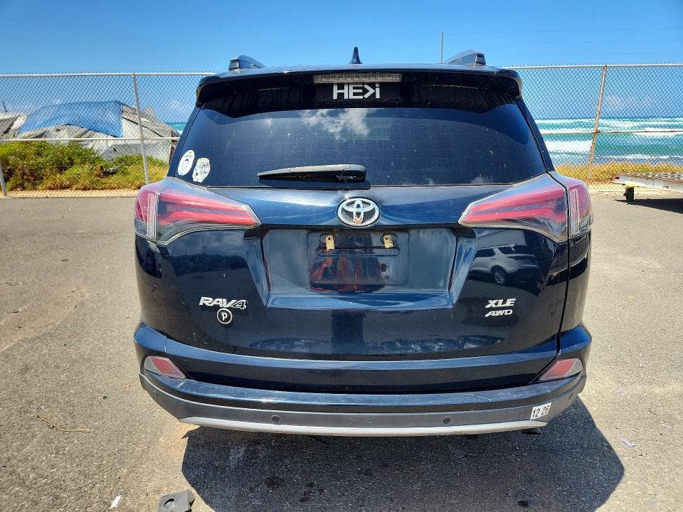 2018 TOYOTA RAV4 XLE 6